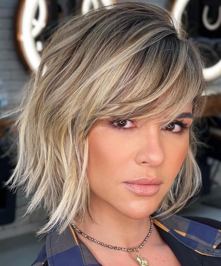  Blunt Cut Bobs with Bangs with Side-Swept