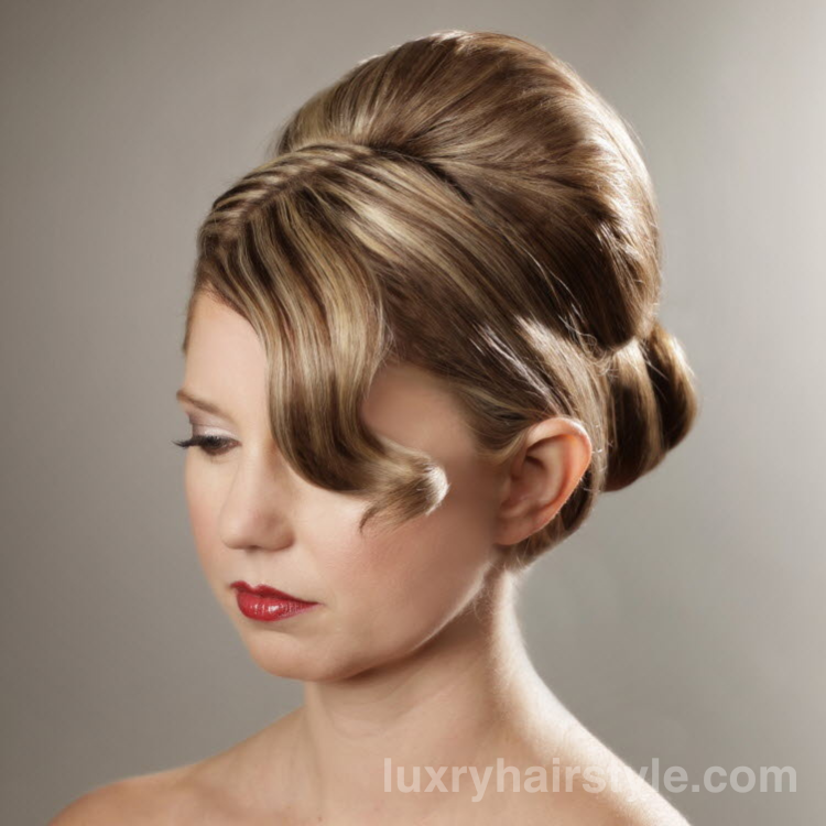 Vintage Glam Half Up Half Down hairstyles